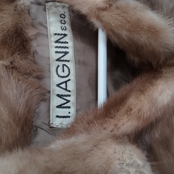 Fur jacket - Picture 4 of 4